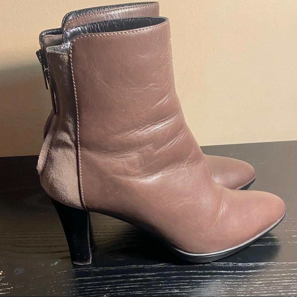 Aquatalia Reggae Two Tone Brown Leather Heeled Ankle Short Booties Size 6